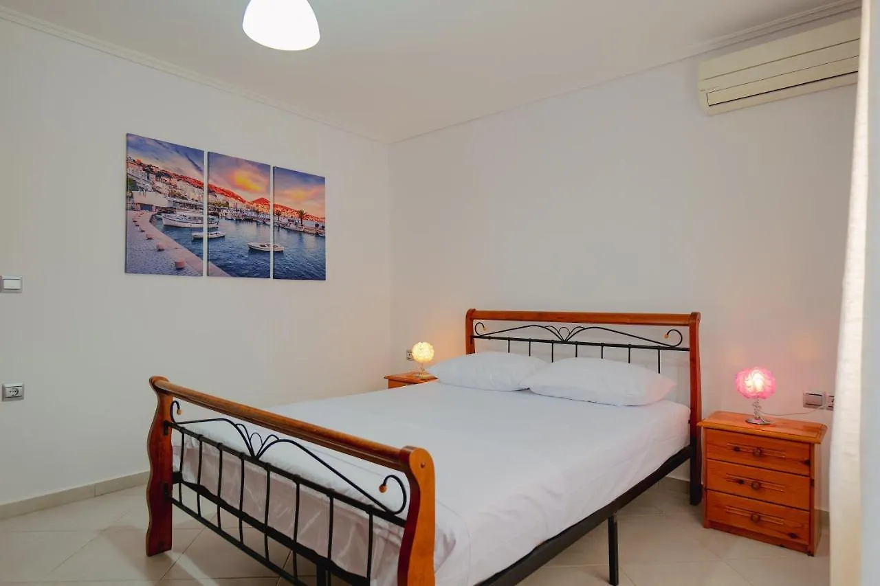 Apartment Downtown Boutique Villa Sarande